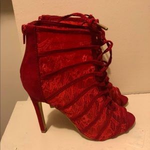 Ana Lou heels never worn